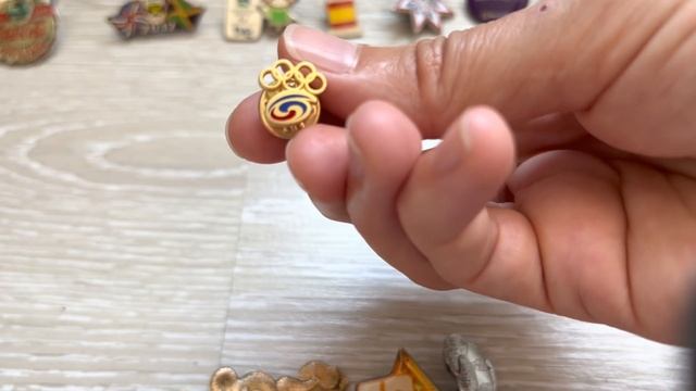Значки, ??редкие значки. Моя коллекция значков, обмен, продажа, покупка. смотреть онлайн