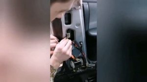 Как установить динамики в задние двери  Toyota Corolla\ Fielder 120