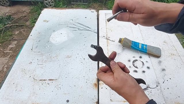 Из гаечного ключа болта и гайки получается классная самоделка смотреть онлайн