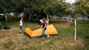 Как установить палатку дружно с детьми
