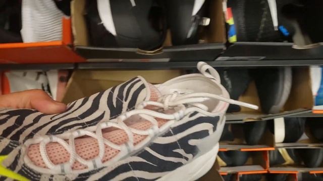 First Trip to Nike Outlet Redlands смотреть онлайн