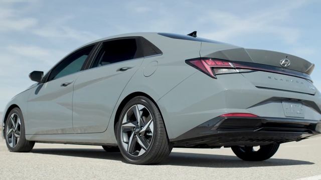 Экстерьер Hyundai Elantra Hybrid смотреть онлайн