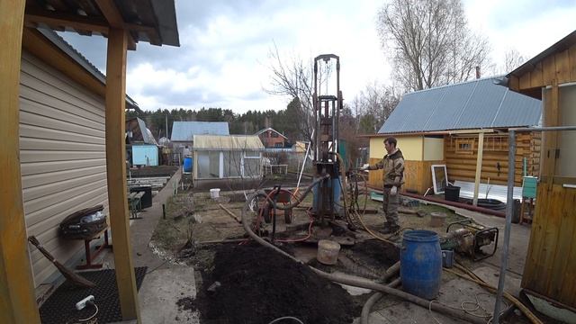 Скважина для бани часть 1 / Начали бурить в новом объекте смотреть онлайн