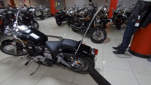 Мотоцикл HONDA VT400 SHADOW SLASHER Арт U42552 Мотосалон Мегамото смотреть онлайн