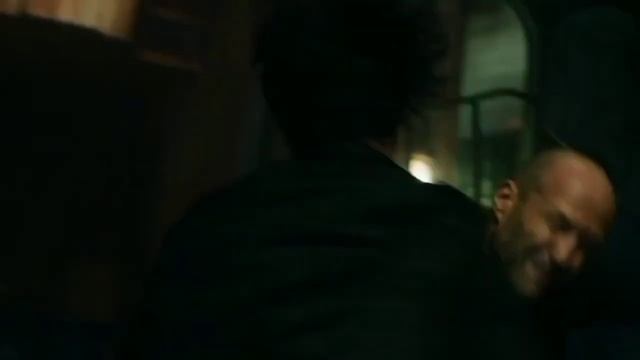 Мег 2:Впадина (2023)//Спасение своих смотреть онлайн