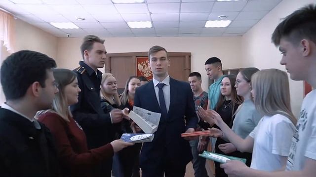 ЛЕВ НАЧАЛ ЧИТАТЬ РЭП - ОН РЕШИЛ СМЕНИТЬ ПРОФЕССИЮ? смотреть онлайн