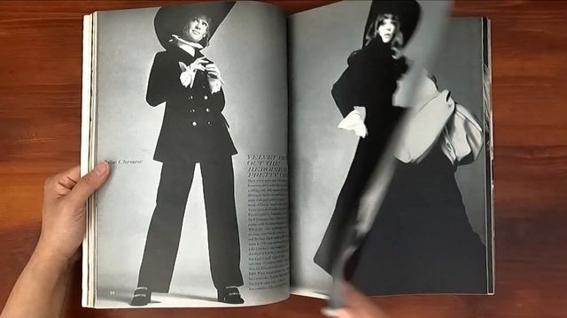 1968 August 1 ASMR Magazine Flip Through: Vogue w Jim Morrison 'The Doors', Jean Shrimpton смотреть онлайн