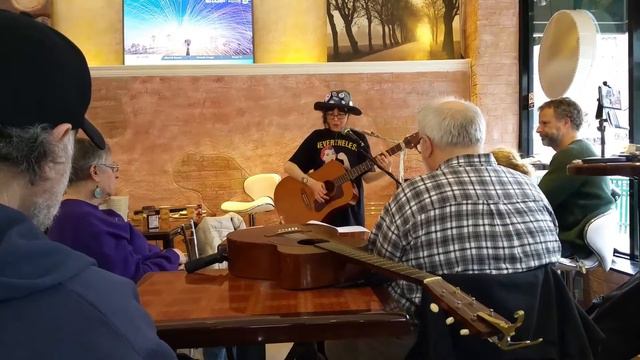 Ballad of Elizabeth Ann Warren by Jenny Amanda Hurwitz @Joel Landy's 3-26-17 film by Amy Bergenfeld смотреть онлайн