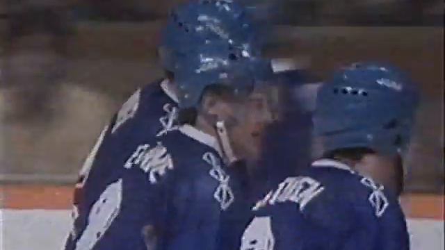Finland vs. Sweden [Canada Cup 1991] смотреть онлайн