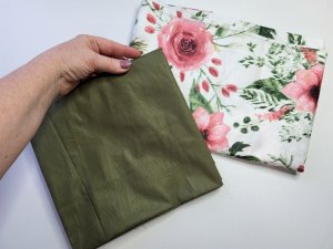 Давно хотела сшить себе душегрейку на дачу, а получилась такая, что только "на выход" носить