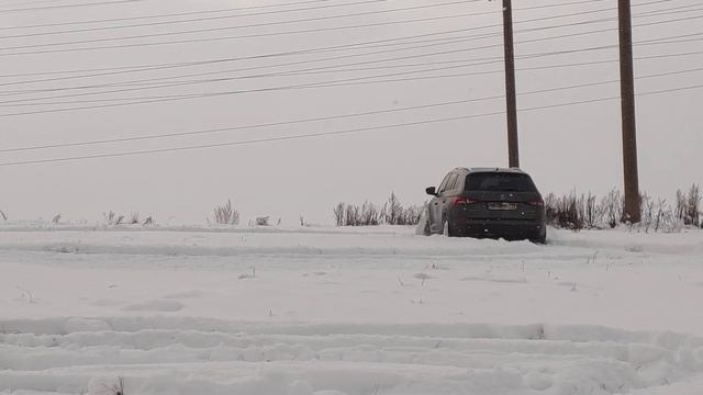Skoda kodiaq offroad in deep snow/шкода кадиак в глубоком снегу смотреть онлайн