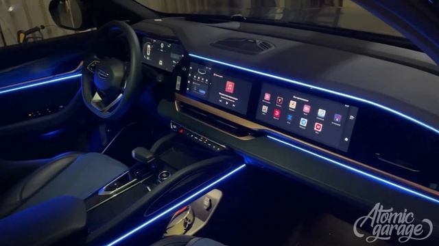 Контурная подсветка салона Geely Monjaro смотреть онлайн