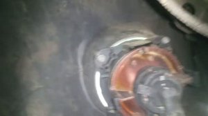 How to replace the fog light on a Mazda tribute