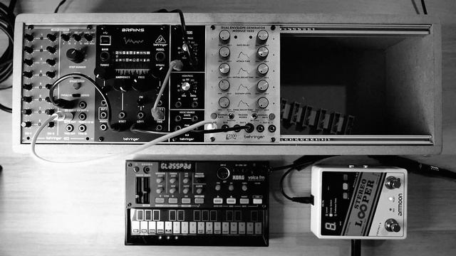 asynchronous synthetic loops || CHELIDON FRAME смотреть онлайн