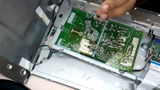 Reparo Do Monitor LG Flatron W2053tq 20 Polegadas смотреть онлайн