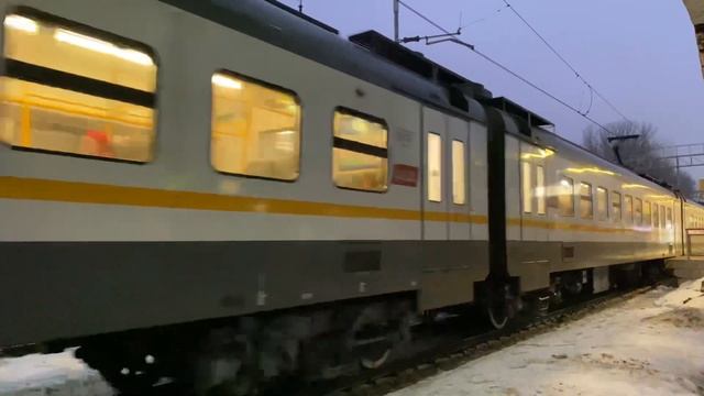 Электропоезд ЭП2Д-0061 станция Одинцово до станции Лобня. 24.12.2022. смотреть онлайн