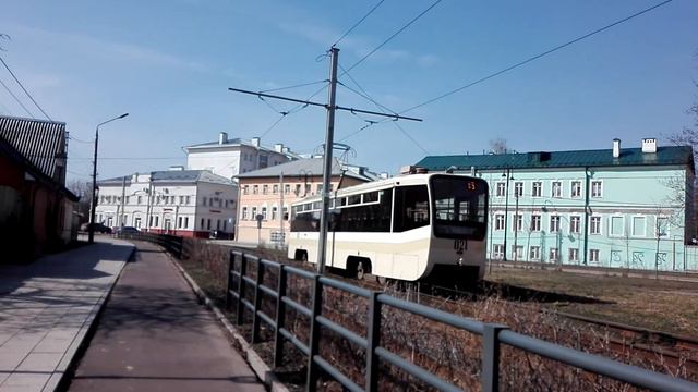 71-619 021 едет в сторону улицы Левшина, Коломна смотреть онлайн