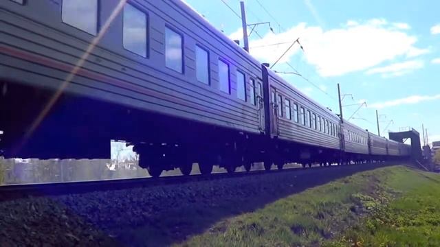 ЧС2к-729 с поездом №97 "Казань - Москва" смотреть онлайн