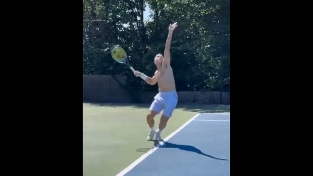 Casper Ruud's Preparation for Wimbledon 2023😂😅 смотреть онлайн