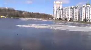 Паводок в городе Орле, ледоход на реке, река Ока, город Орёл, 07.04.2018 года