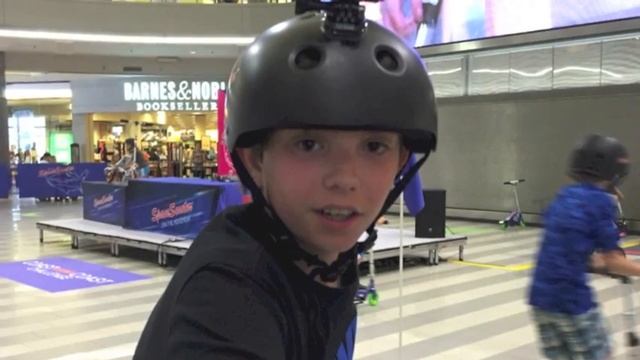 Space Scooter смотреть онлайн