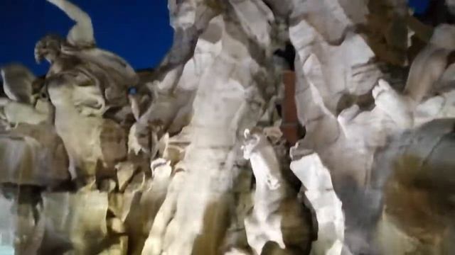Fontana dei Quattro Fiumi /Фонтан Четырёх Рек. смотреть онлайн