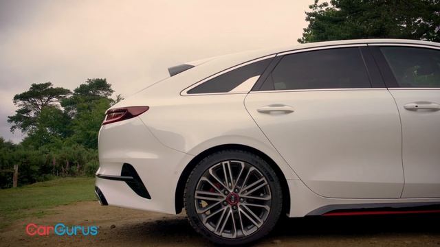 Kia Proceed GT Review: Kia takes on Mercedes | CarGurus UK смотреть онлайн