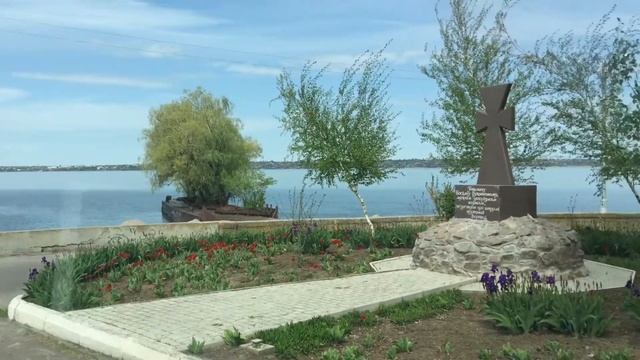 1.05.2019 Влог.Будни мамы. Страшный сон. Забираем бабушку.Пробуем клубнику. смотреть онлайн