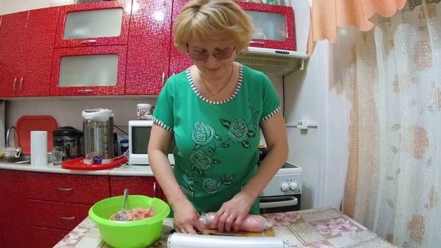 Живём в деревне | Колбаса домашняя варёная | Как мы готовили колбасу! смотреть онлайн
