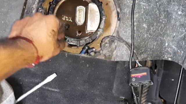 Diagnosticando bomba de gasolina vw jetta PARTE 2 como se quita смотреть онлайн