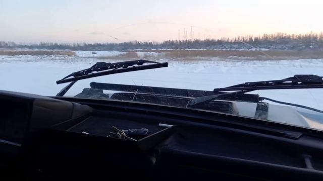 Пресую снег для котка, заливка водой с кубовика, приехал домой а тут меня показываю. смотреть онлайн