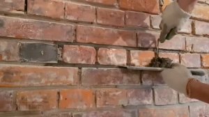 Отделка квартиры в стиле лофт. Кирпич под старину.