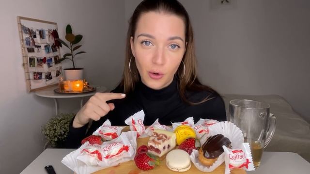 ПРОДОЛЖЕНИЕ РОМАНА ? ОТ КОГО БУКЕТ? ? МУКБАНГ СЛАДКИЙ чизкейк рафаэлло эклеры MUKBANG cheesecake смотреть онлайн
