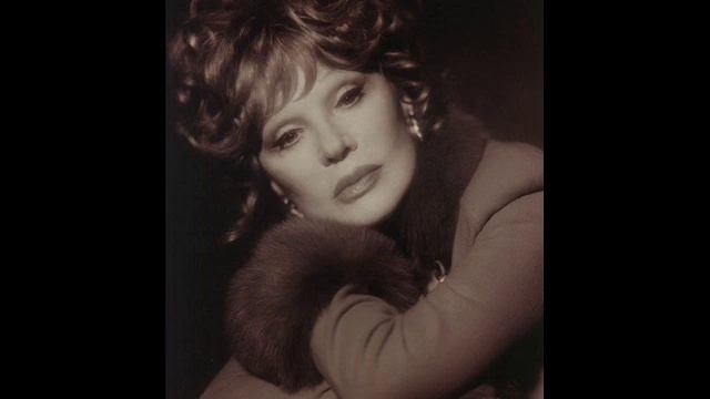 Людмила Гурченко - Остаюсь с обманутым народом смотреть онлайн