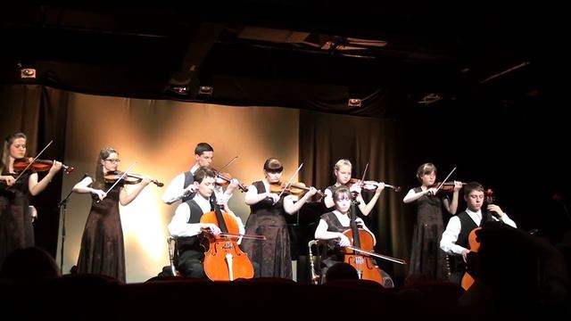 Рейнгольд Глиэр - "Танец на площади" смотреть онлайн