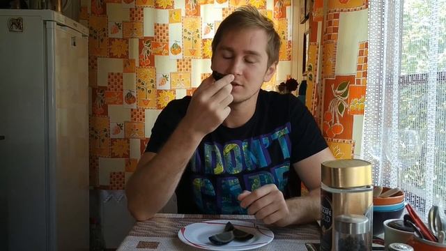 САМАЯ ОТВРАТИТЕЛЬНАЯ ЕДА! КАК КИТАЙЦЫ ЭТО ЕДЯТ?! СТОЛЕТНИЕ ЯЙЦА смотреть онлайн