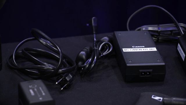 Canon C100 MkII Video 1 The Kit смотреть онлайн