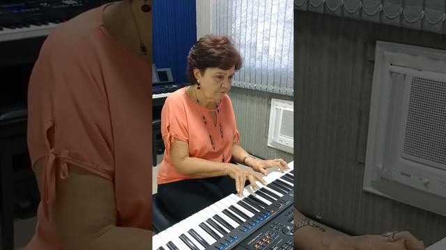 Alem do Arco Iris - Giselda смотреть онлайн