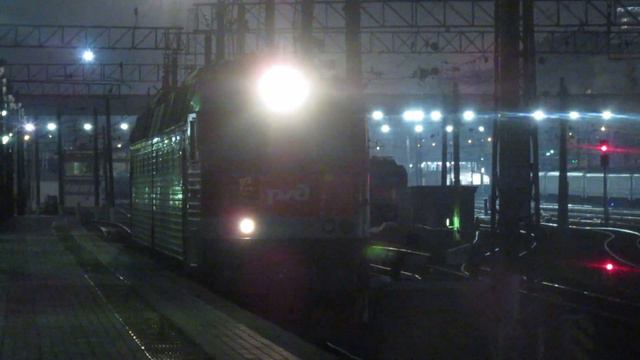 Электровоз ЧС7-037 станция Москва-пасс. Киевская 29.03.2019 смотреть онлайн