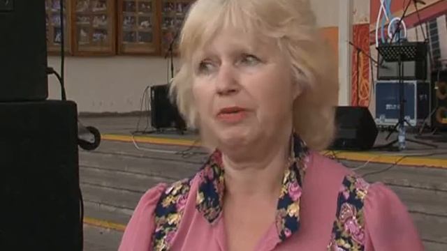 Музыкальные выходные в Курске. На Театральной площади играл маэстро Леонид Винцкевич. смотреть онлайн