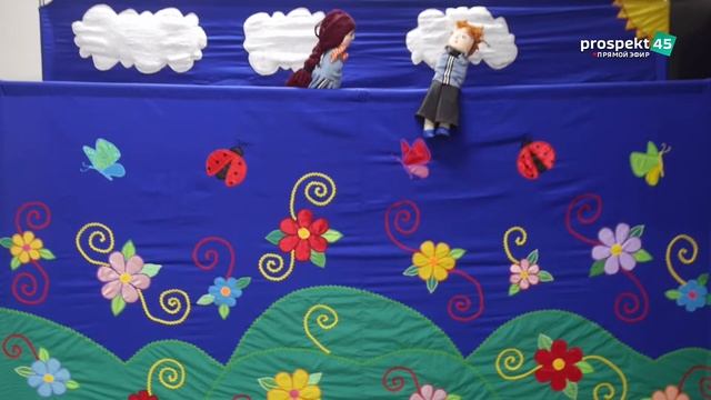 Кукольный спектакль "Сказка про коварного Свина" смотреть онлайн