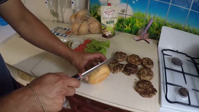 Домашние бургеры🍔🍔🍔 смотреть онлайн