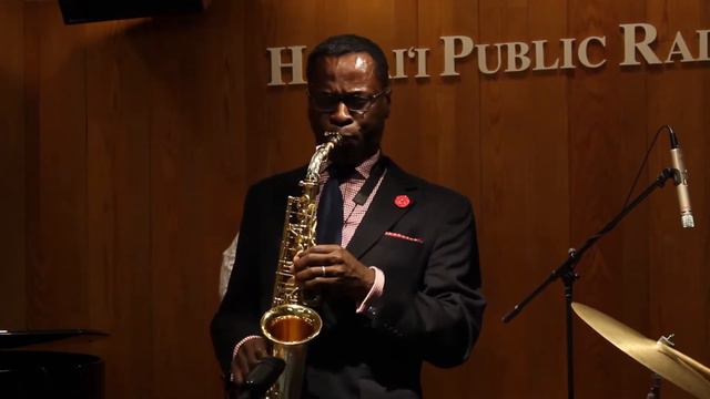 Delfeayo Marsalis Quintet - Music From A Small Room смотреть онлайн