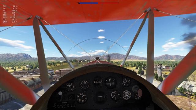 Landing a Po-2 on the War Thunder Hangar in Sim смотреть онлайн
