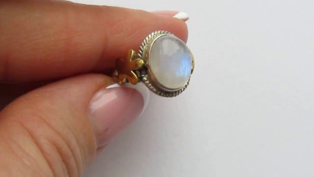 Индийское кольцо с лунным камнем 5.56ct, серебро, латунь смотреть онлайн