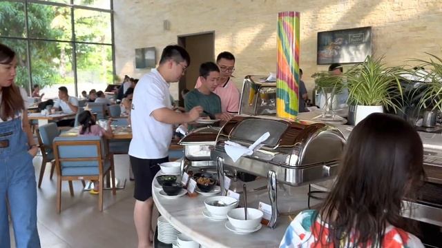 Review Rosa Alba Tuy Hoa Resort 2022 смотреть онлайн