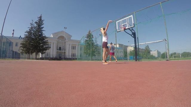 Баскетбол на берегу Волги. Перерыв между кулинарией и диетами