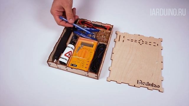 Учимся паять! Набор для пайки / Комикс по пайке / Основы пайки смотреть онлайн