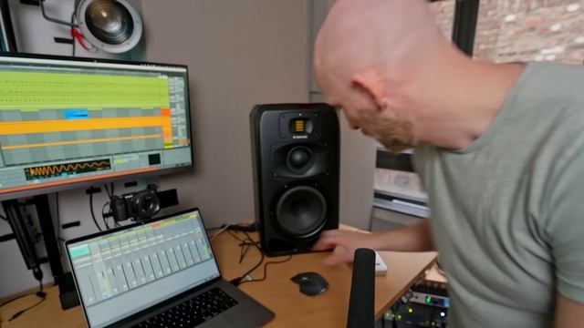 Techno & guitars: a technique you should know смотреть онлайн