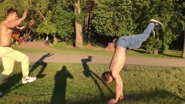 NILETTO и Av_al_an прыгают в SLOW MO - Лесные акробаты на солнце - Данил Прытков смотреть онлайн